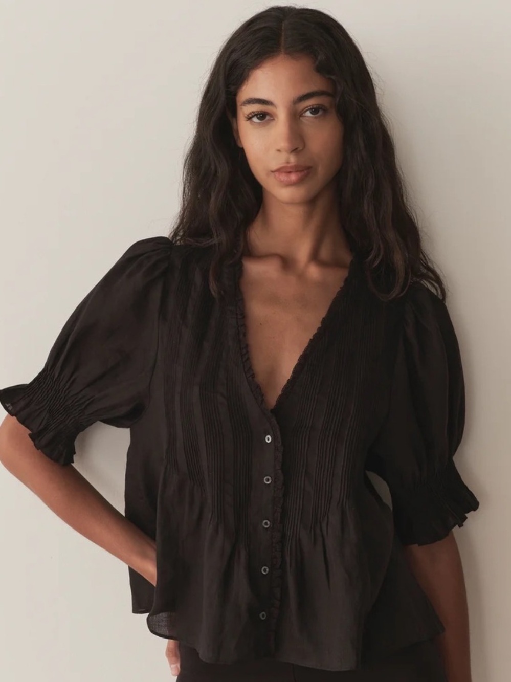 Doen Karlie Ramie Ruffle Pintuck Short Puff Sleeve Shoulder Blouse Top Black